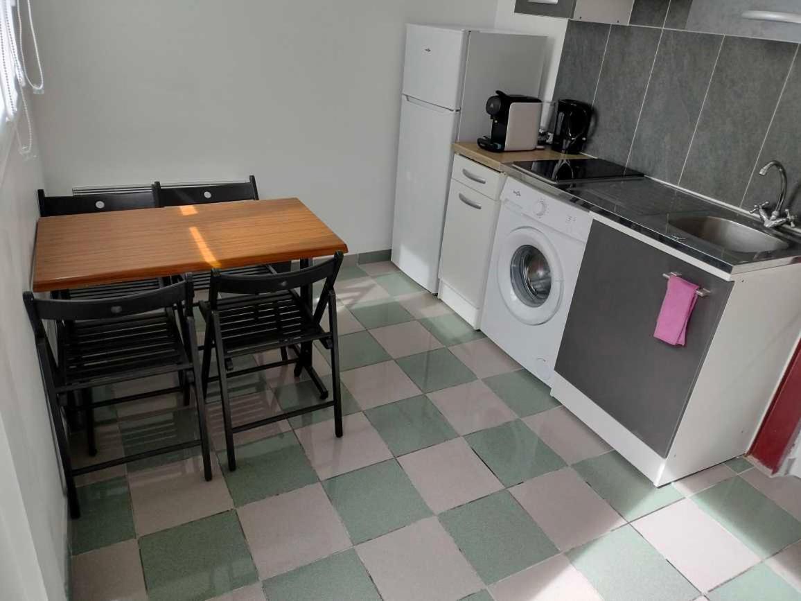 Loft Confortable Витри сюр Сен Екстериор снимка